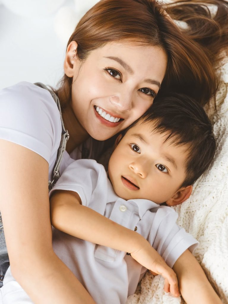 鄭俊弘 何雁詩 天使綜合症 罕見病
