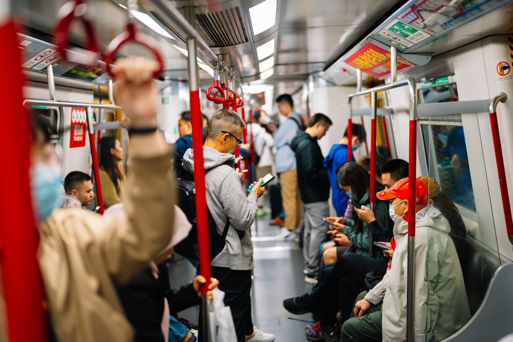 港鐵將免費送出7.6萬張電子單程車票。