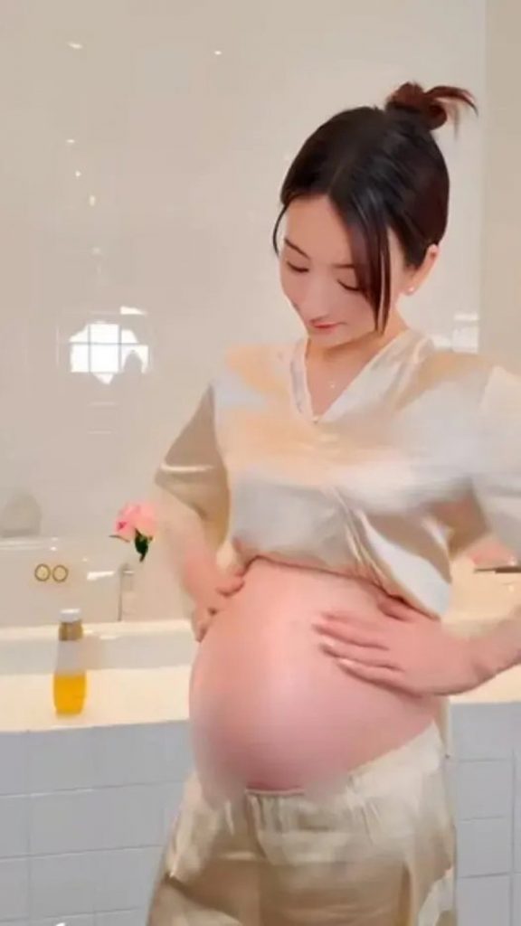 方媛 懷孕 預防妊娠紋 按摩