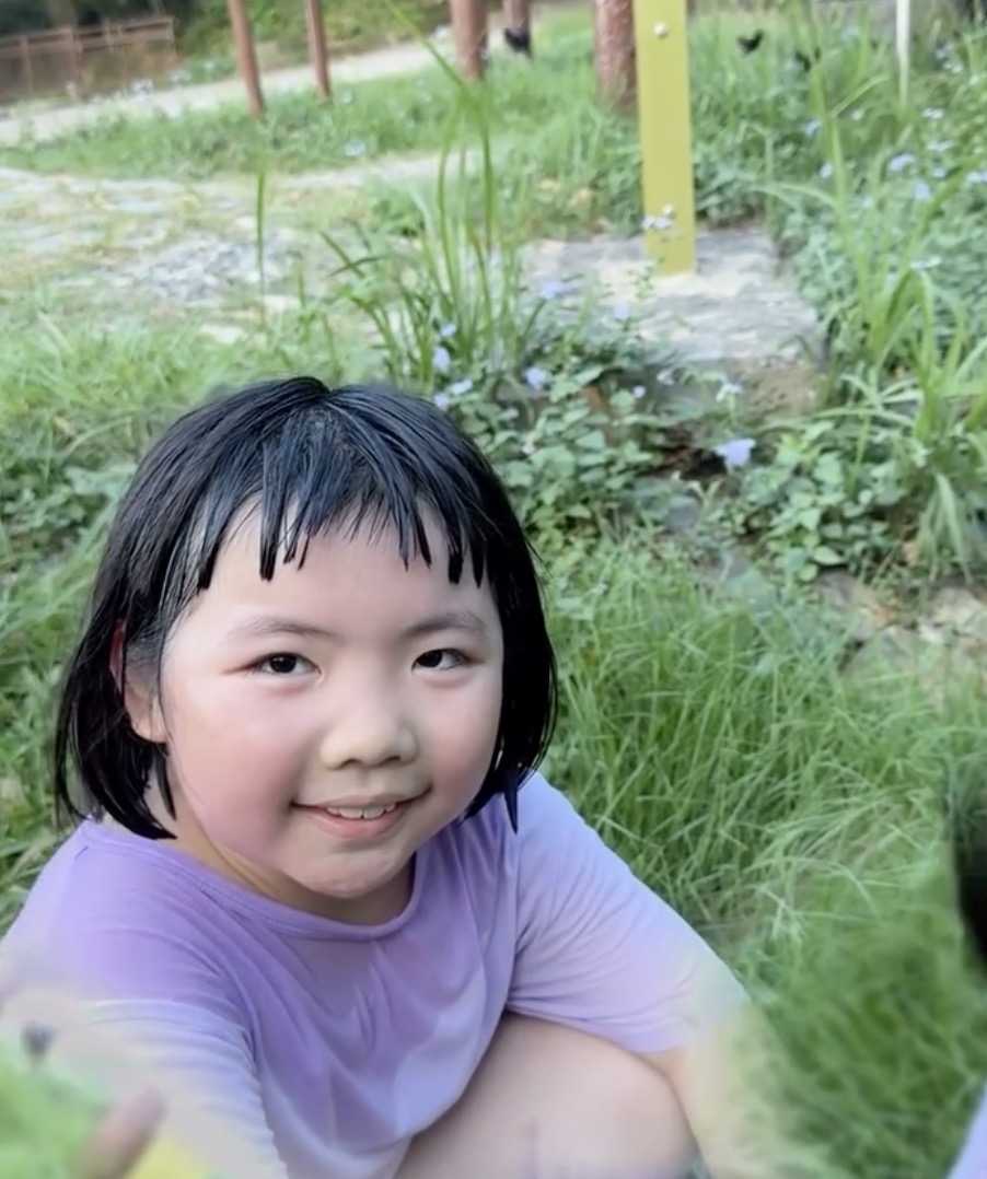 李璨琛 李元元