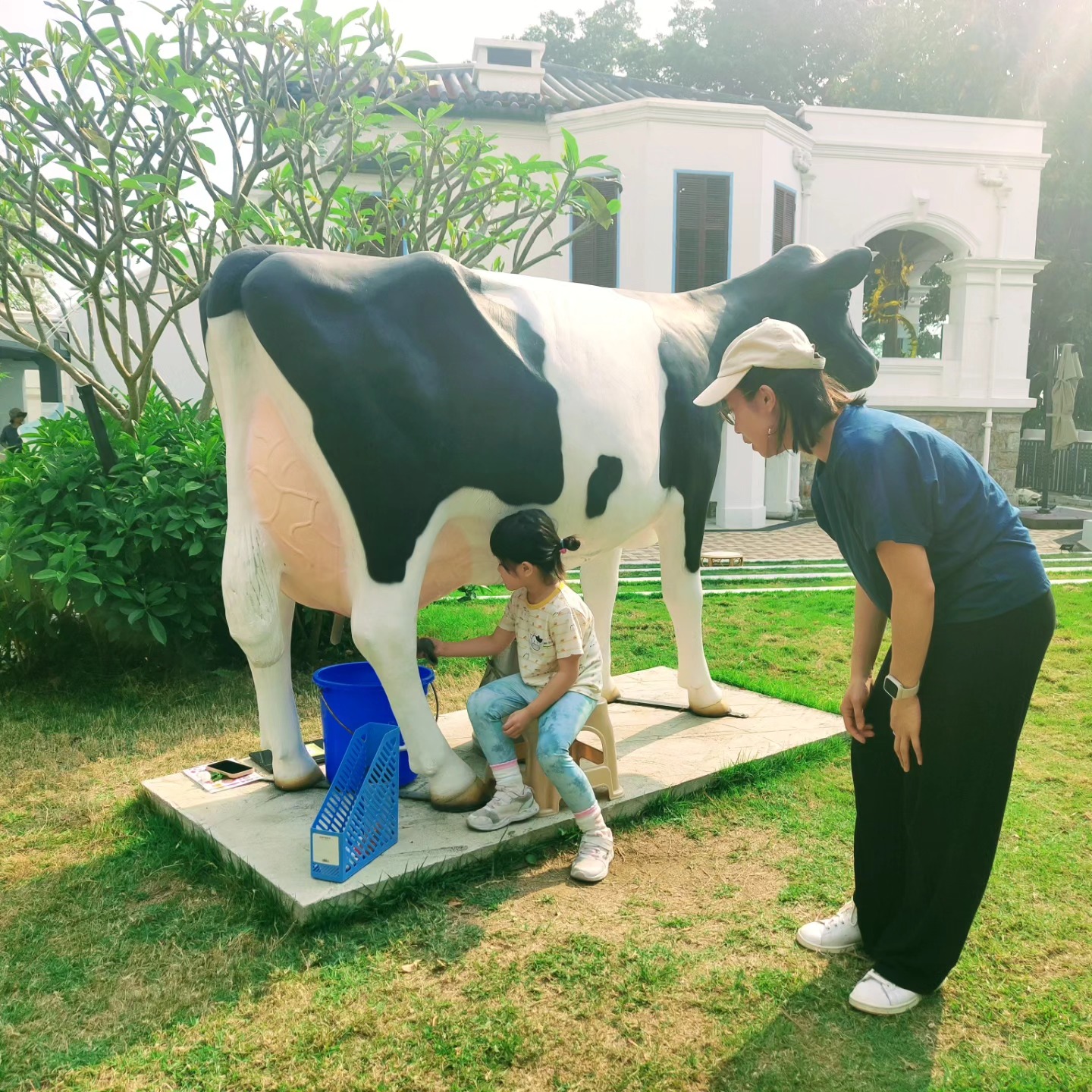 薄鳧林牧場