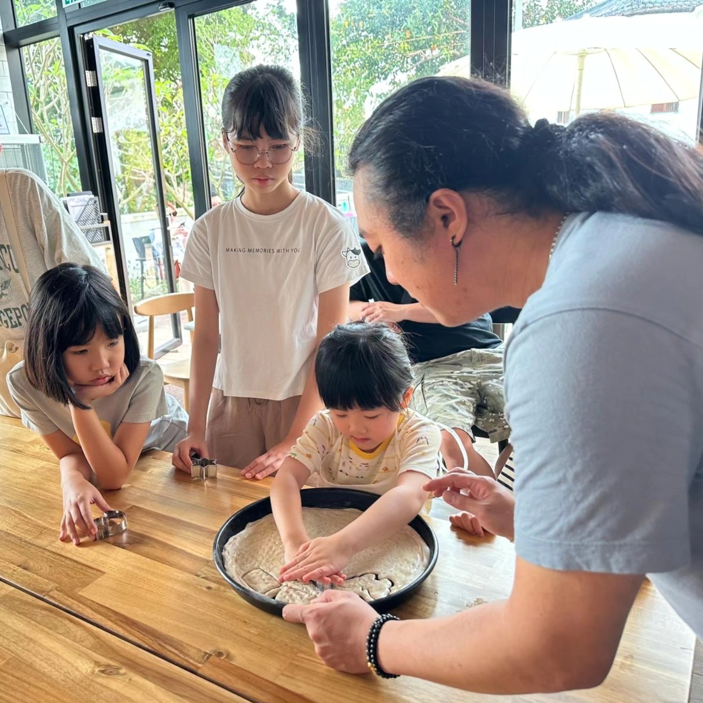 薄鳧林牧場