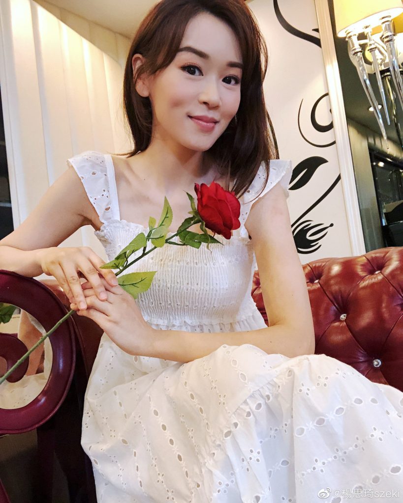 楊思琦 產後 初生BB