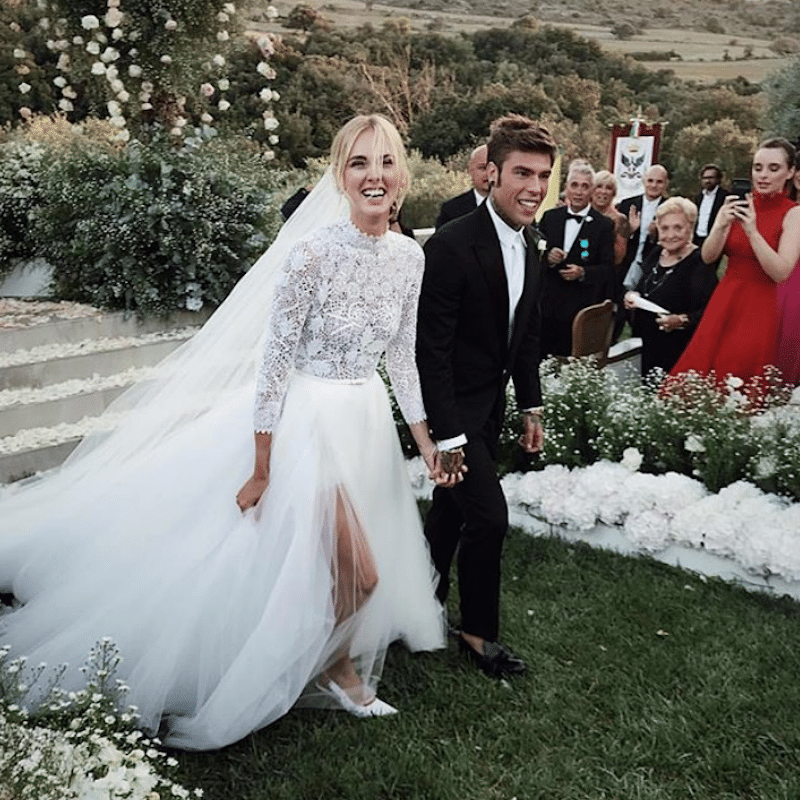 兩件變四件！Chiara Ferragni 魔術般的婚紗禮服
