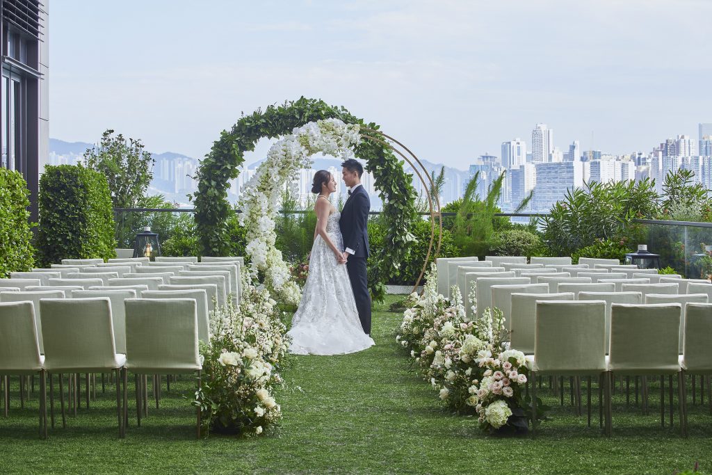 維港上的戶外草坪婚禮