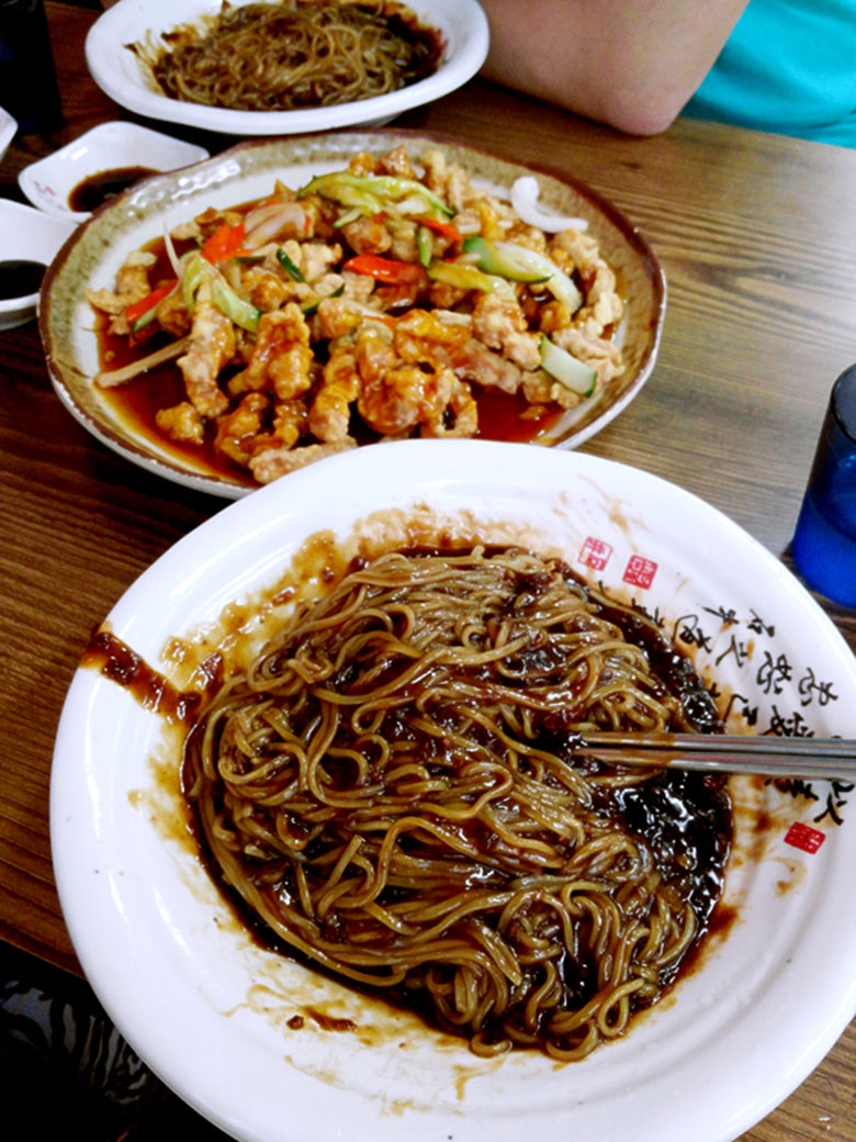 上天下海炸醬麵