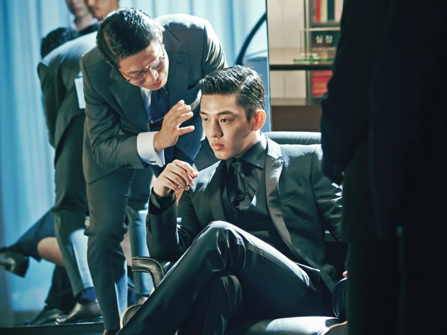 窮得只剩下”樽鹽”！新片上映《燥底師兄生擒富二代》