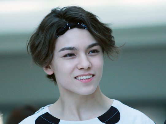 Seventeen-Member-Profile-and-Facts-Vernon