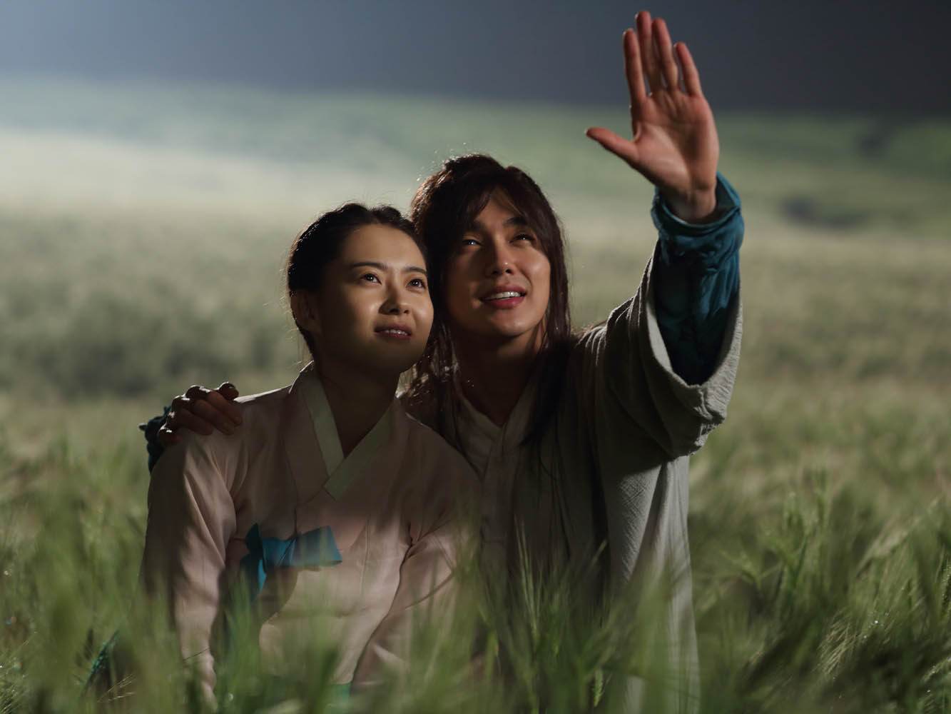 THE MAGICIAN_01_YOO Seung Ho &amp; GO Ara