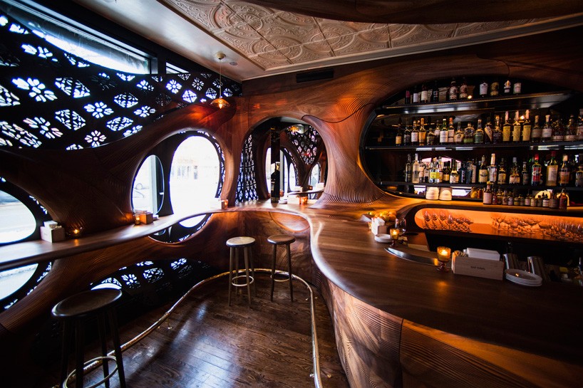 partisans-bar-raval-toronto-canada-designboom-05-818x545